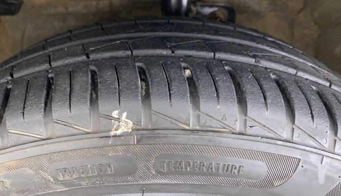 2018 Maruti Celerio VXI CNG, CNG, Manual, 73,009 km, Left Front Tyre Tread