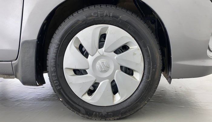 2018 Maruti Celerio VXI CNG, CNG, Manual, 73,009 km, Right Front Wheel