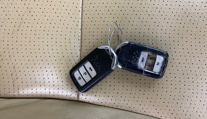 2017 Honda City 1.5L I-VTEC VX, Petrol, Manual, 85,872 km, Key Close Up