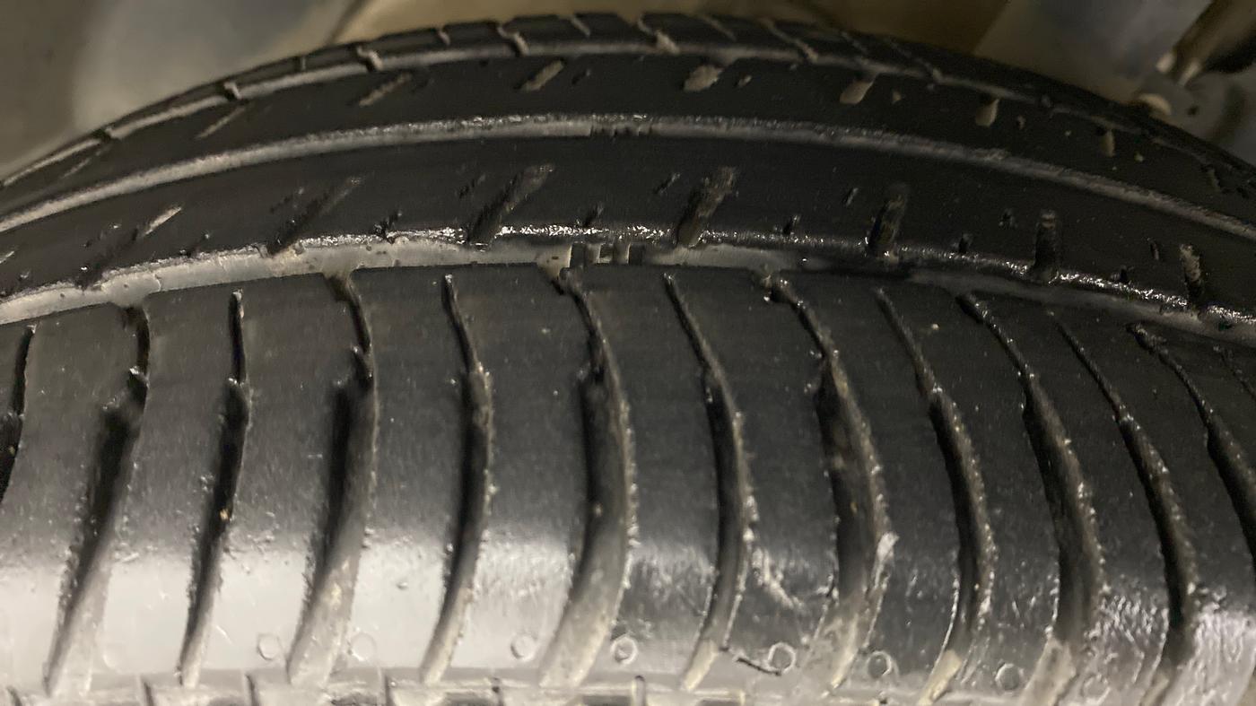 2016 Ford Ecosport TITANIUM 1.5L PETROL, Petrol, Manual, 43,574 km, Left Front Tyre Tread