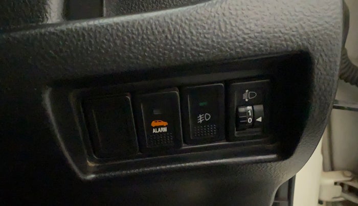 2012 Maruti Swift VDI, Diesel, Manual, 94,283 km, Dashboard - Headlight height adjustment not working