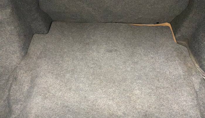 2020 Honda Amaze 1.5L I-DTEC S, Diesel, Manual, 1,15,197 km, Boot Inside