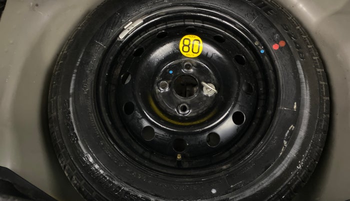 2017 Maruti Swift ZXI, Petrol, Manual, 90,573 km, Spare Tyre