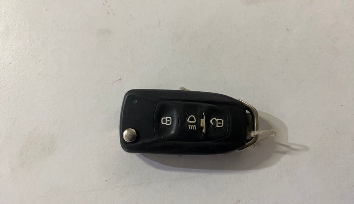 2017 Tata Tiago XZ PETROL, Petrol, Manual, 62,595 km, Key Close Up