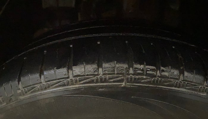 2017 Tata Tiago XZ PETROL, Petrol, Manual, 62,595 km, Left Front Tyre Tread