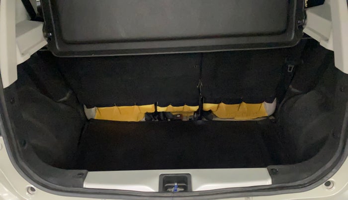 2019 Maruti New Wagon-R VXI 1.2, Petrol, Manual, 53,288 km, Boot Inside