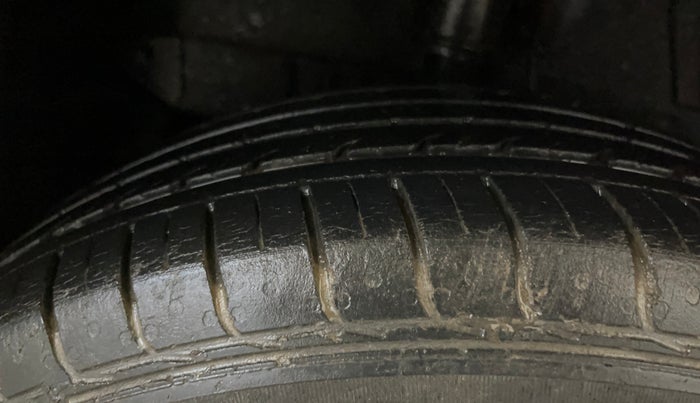 2019 Tata NEXON XM PETROL, Petrol, Manual, 49,389 km, Right Rear Tyre Tread
