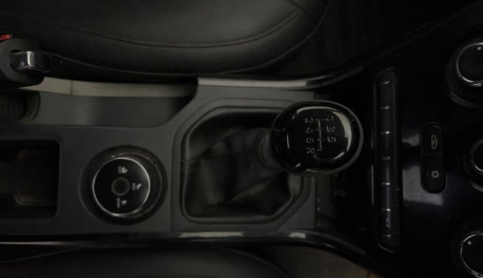 2019 Tata NEXON XM PETROL, Petrol, Manual, 49,389 km, Gear Lever
