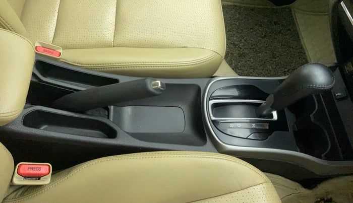 2017 Honda City VX CVT PETROL, Petrol, Automatic, 97,747 km, Gear Lever