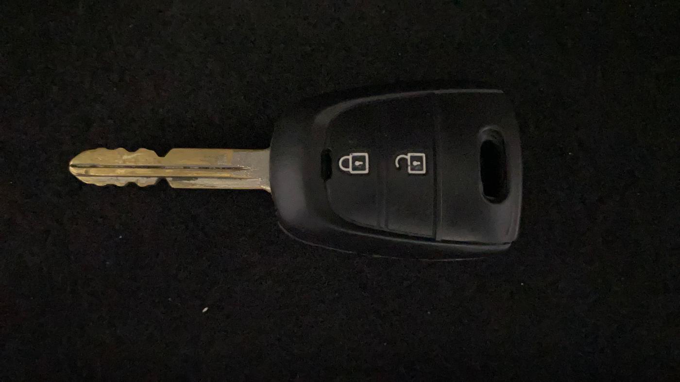 2019 Hyundai NEW SANTRO ASTA MT, Petrol, Manual, 38,421 km, Key Close Up