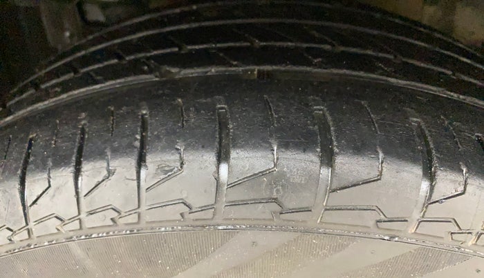 2021 Maruti S Cross SIGMA 1.5, Petrol, Manual, 44,423 km, Left Front Tyre Tread