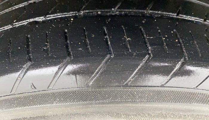 2019 Tata Tiago XZA PLUS PETROL, Petrol, Automatic, 92,860 km, Left Rear Tyre Tread