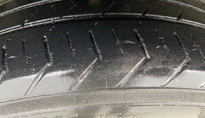 2019 Tata Tiago XZA PLUS PETROL, Petrol, Automatic, 92,860 km, Right Rear Tyre Tread