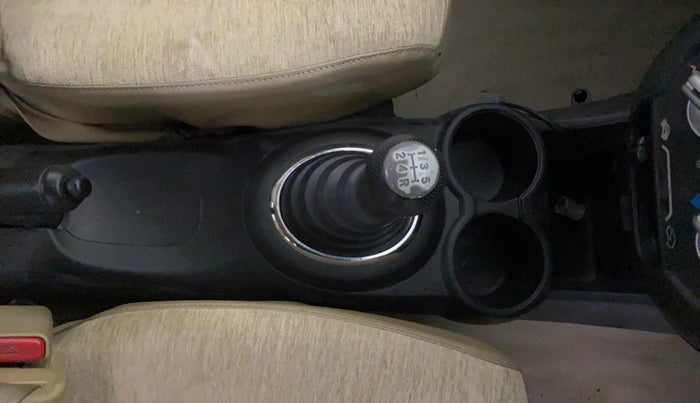 2015 Honda Amaze 1.2L I-VTEC VX, Petrol, Manual, 61,555 km, Gear Lever