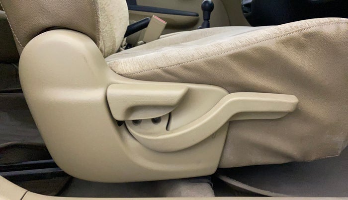 2015 Honda Amaze 1.2L I-VTEC VX, Petrol, Manual, 61,555 km, Driver Side Adjustment Panel