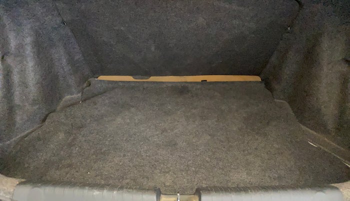 2015 Honda Amaze 1.2L I-VTEC VX, Petrol, Manual, 61,555 km, Boot Inside