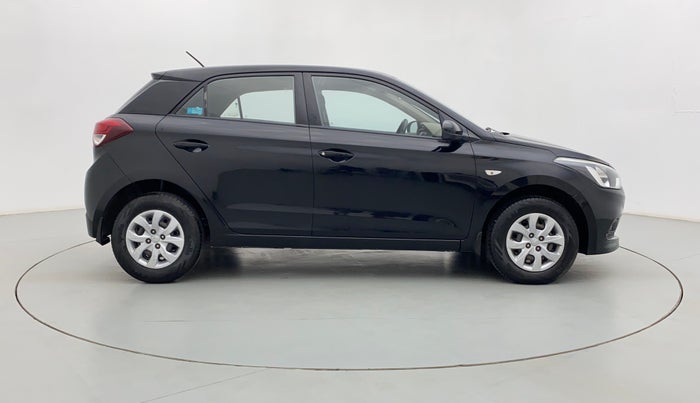 2016 Hyundai Elite i20 MAGNA 1.4 CRDI, Diesel, Manual, 43,878 km, Right Side View