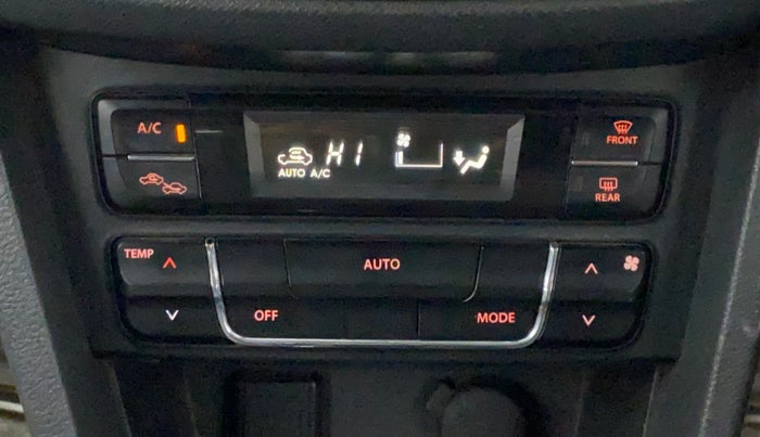2016 Maruti Vitara Brezza ZDI PLUS DUAL TONE, Diesel, Manual, 1,17,599 km, Automatic Climate Control