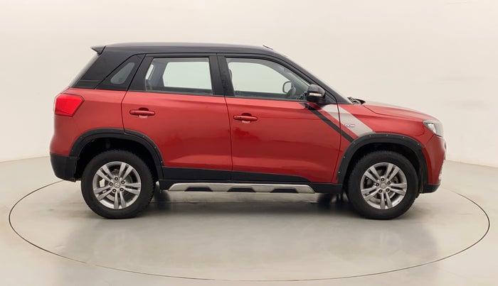 2016 Maruti Vitara Brezza ZDI PLUS DUAL TONE, Diesel, Manual, 1,17,599 km, Right Side View