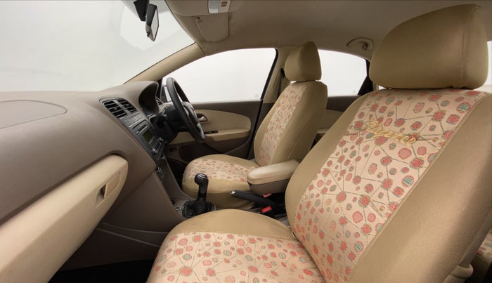 2012 Skoda Rapid ELEGANCE 1.6 MPFI MT, Petrol, Manual, 89,958 km, Right Side Front Door Cabin