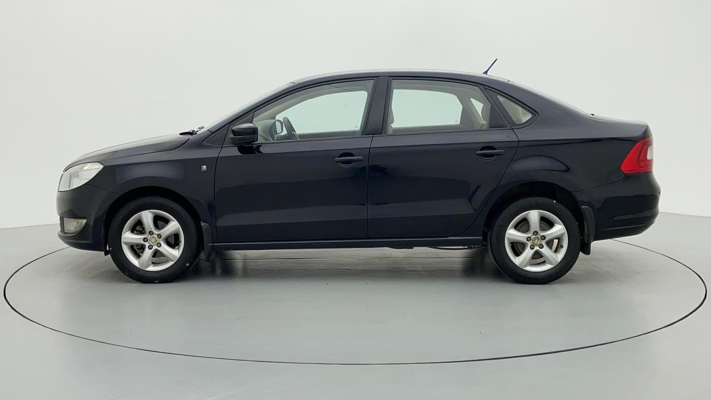 2012 Skoda Rapid ELEGANCE 1.6 MPFI MT, Petrol, Manual, 89,958 km, Left Side