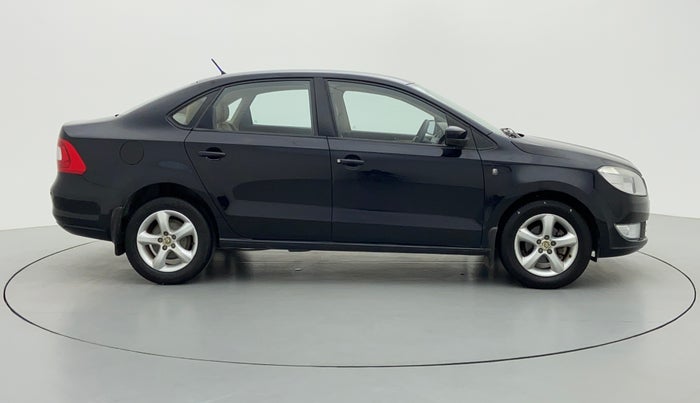 2012 Skoda Rapid ELEGANCE 1.6 MPFI MT, Petrol, Manual, 89,958 km, Right Side View