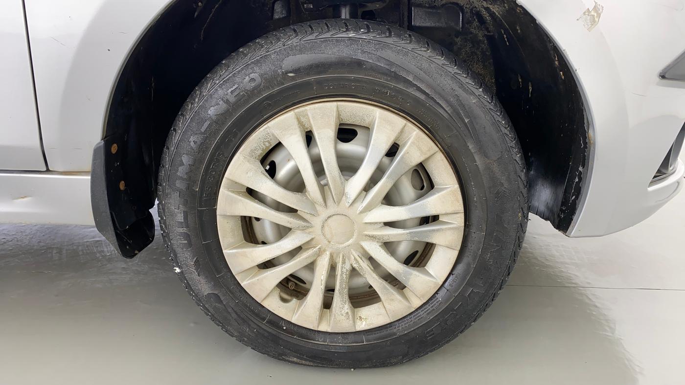 2018 Tata Tiago XE 1.2 REVOTRON, CNG, Manual, 33,257 km, Right Front Wheel