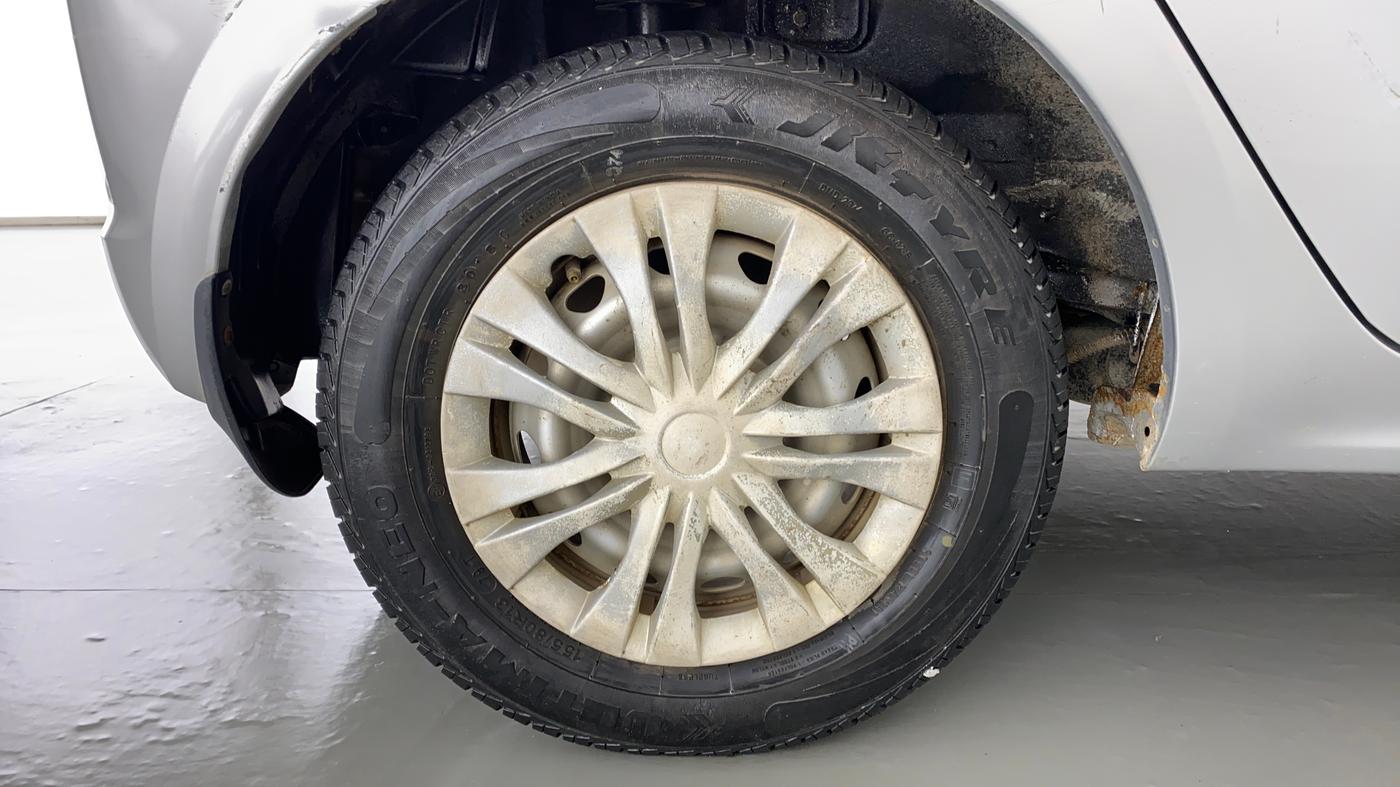 2018 Tata Tiago XE 1.2 REVOTRON, CNG, Manual, 33,257 km, Right Rear Wheel