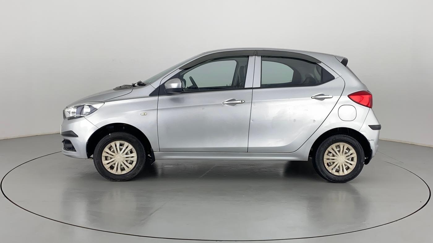2018 Tata Tiago XE 1.2 REVOTRON, CNG, Manual, 33,257 km, Left Side