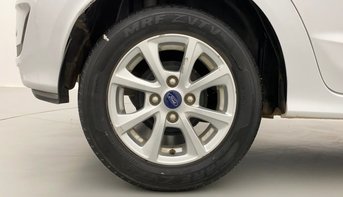 2019 Ford New Figo 1.2 TITANIUM, Petrol, Manual, 33,150 km, Right Rear Wheel