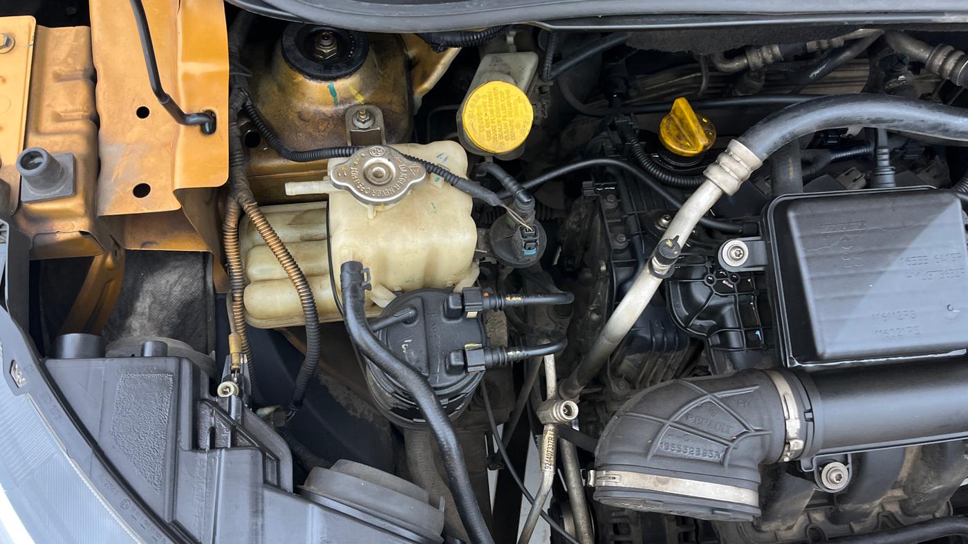 2021 Renault TRIBER RXZ, Petrol, Manual, 55,624 km, Engine View - Right