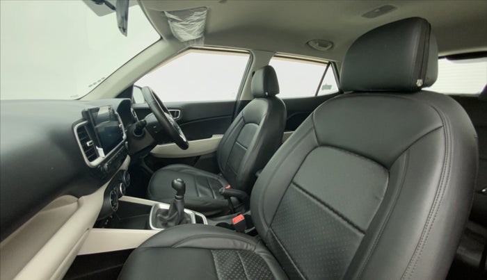 2023 Hyundai VENUE S(O) 1.2, Petrol, Manual, 21,510 km, Right Side Front Door Cabin
