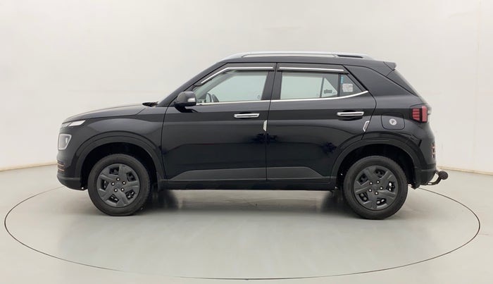 2023 Hyundai VENUE S(O) 1.2, Petrol, Manual, 21,510 km, Left Side