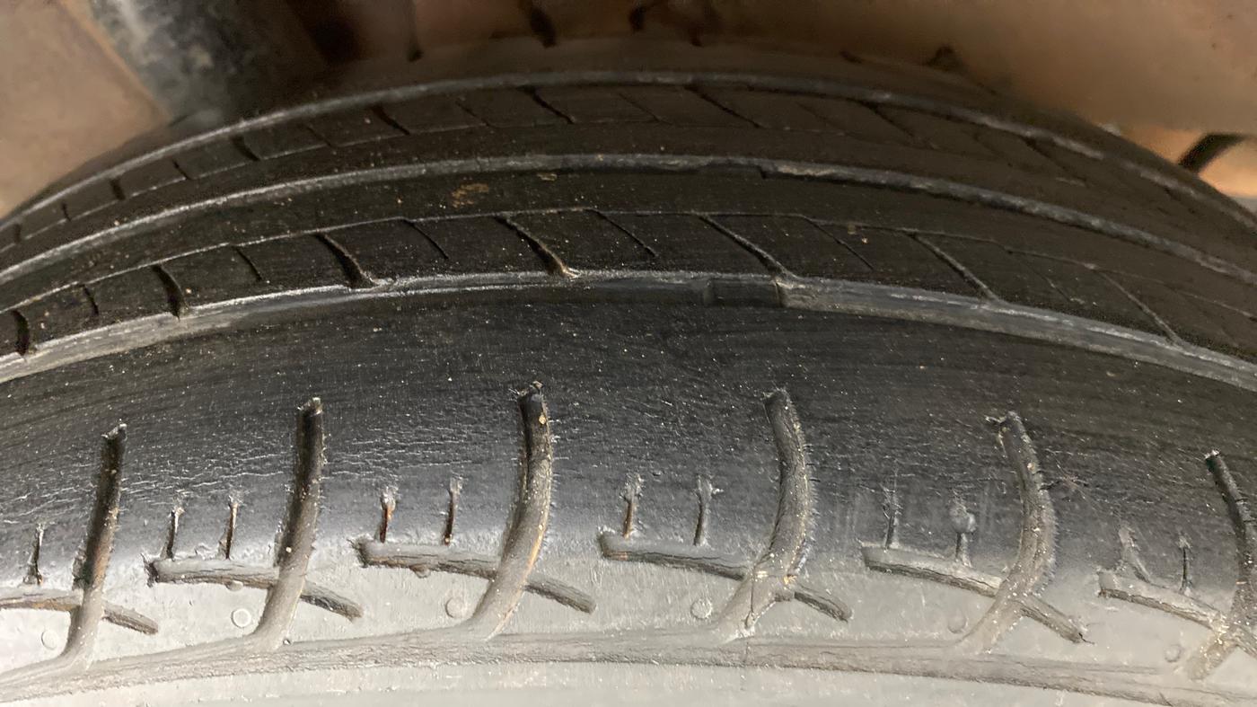 2018 Hyundai Elite i20 Asta 1.2 CVT, Petrol, Automatic, 64,852 km, Right Rear Tyre Tread