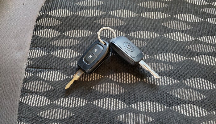 2019 Renault Kwid RXL, Petrol, Manual, 24,999 km, Key Close Up