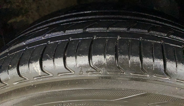 2021 Hyundai NEW I20 N LINE N8 1.0 TURBO GDI IMT, Petrol, Manual, 74,394 km, Right Front Tyre Tread