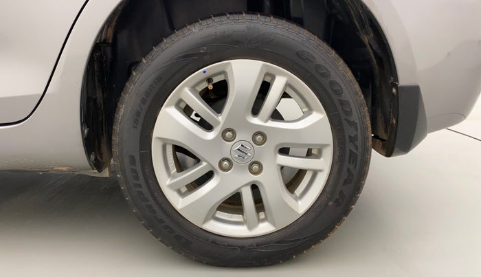 2014 Maruti Swift Dzire ZXI, Petrol, Manual, 44,424 km, Left Rear Wheel