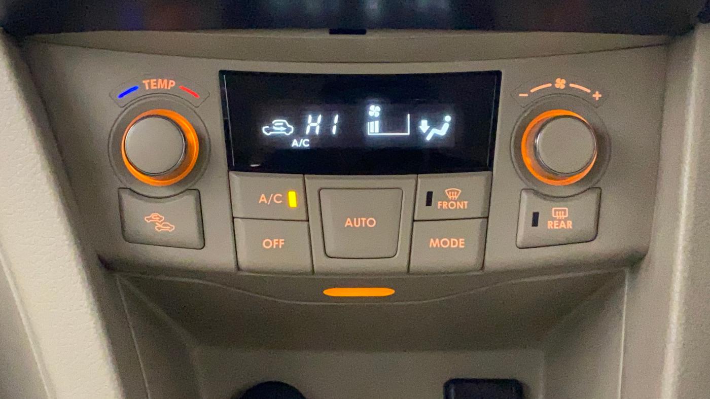 2014 Maruti Swift Dzire ZXI, Petrol, Manual, 44,424 km, Automatic Climate Control