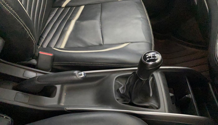 2021 Maruti Baleno ZETA PETROL 1.2, Petrol, Manual, 1,05,312 km, Gear Lever