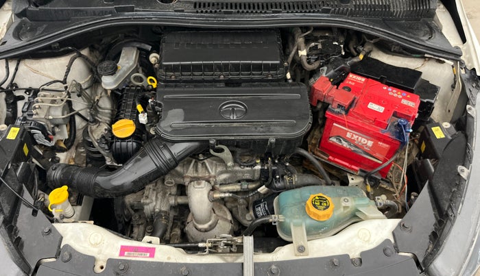 2022 Tata Tiago XT CNG, CNG, Manual, 67,346 km, Engine View