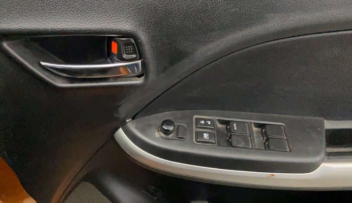 2017 Maruti Baleno DELTA PETROL 1.2, Petrol, Manual, 63,206 km, Driver Side Door Panels Control