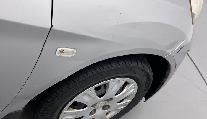2015 Honda Amaze 1.2L I-VTEC S, Petrol, Manual, 1,04,470 km, Right fender - Slightly dented