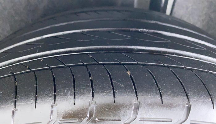 2019 Honda Civic ZX CVT PETROL, Petrol, Automatic, 21,332 km, Left Rear Tyre Tread