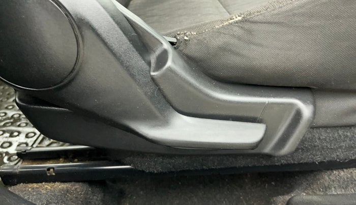 2018 Maruti Baleno DELTA PETROL 1.2, Petrol, Manual, 97,887 km, Driver Side Adjustment Panel