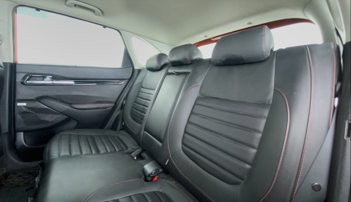 2020 KIA SELTOS GTX + AT PETROL, Petrol, Automatic, 18,651 km, Right Side Rear Door Cabin