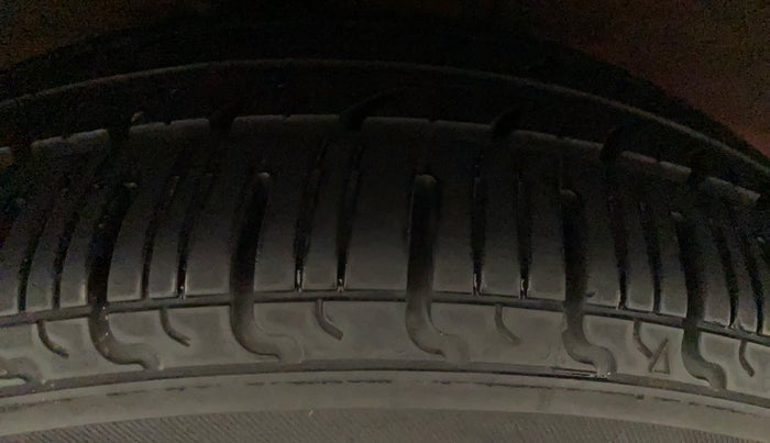 2019 Hyundai GRAND I10 NIOS SPORTZ AMT 1.2 KAPPA VTVT, Petrol, Automatic, 47,261 km, Right Rear Tyre Tread
