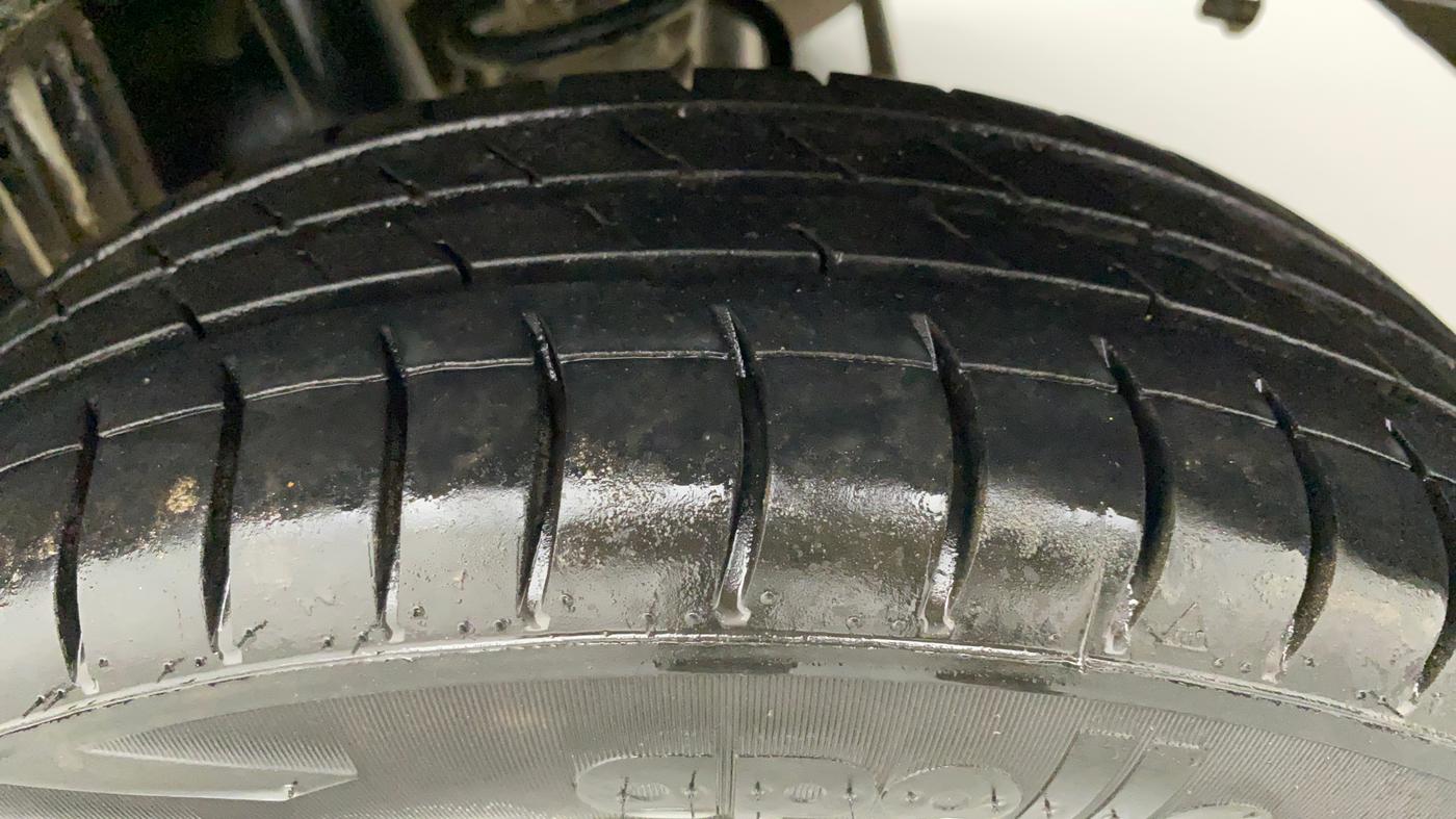 2017 Maruti Alto K10 VXI, Petrol, Manual, 47,967 km, Left Rear Tyre Tread