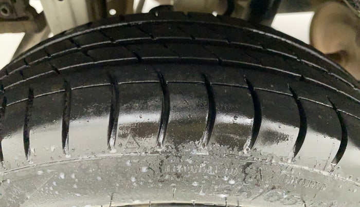 2017 Maruti Alto K10 VXI, Petrol, Manual, 47,967 km, Right Rear Tyre Tread