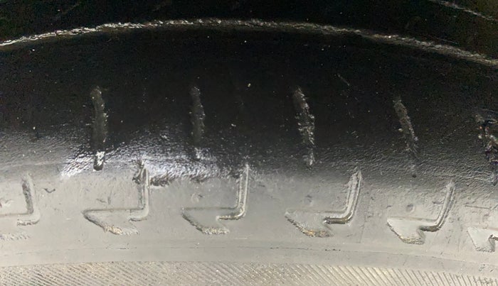 2018 Maruti IGNIS ALPHA 1.2 AMT, Petrol, Automatic, 47,922 km, Left Front Tyre Tread