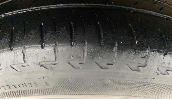 2018 Maruti IGNIS ALPHA 1.2 AMT, Petrol, Automatic, 47,922 km, Right Rear Tyre Tread